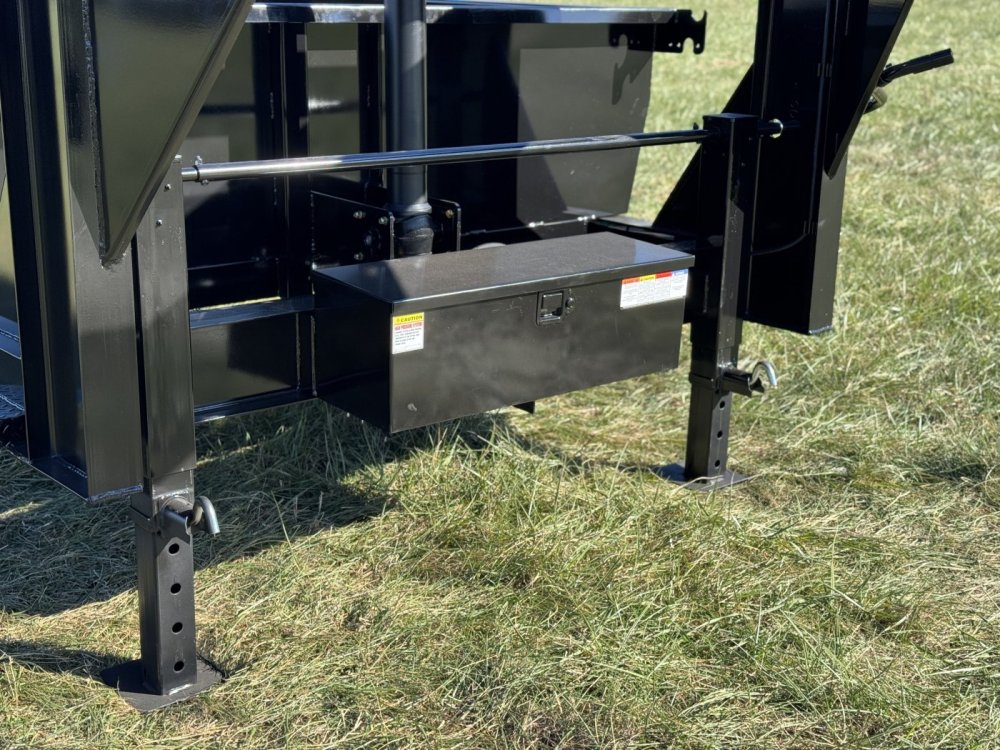 7x16x2 GN Dump Trailer