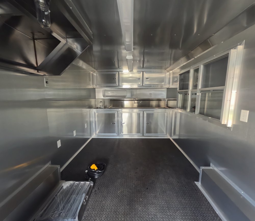 8.5'x16' Quality Cargo Concession