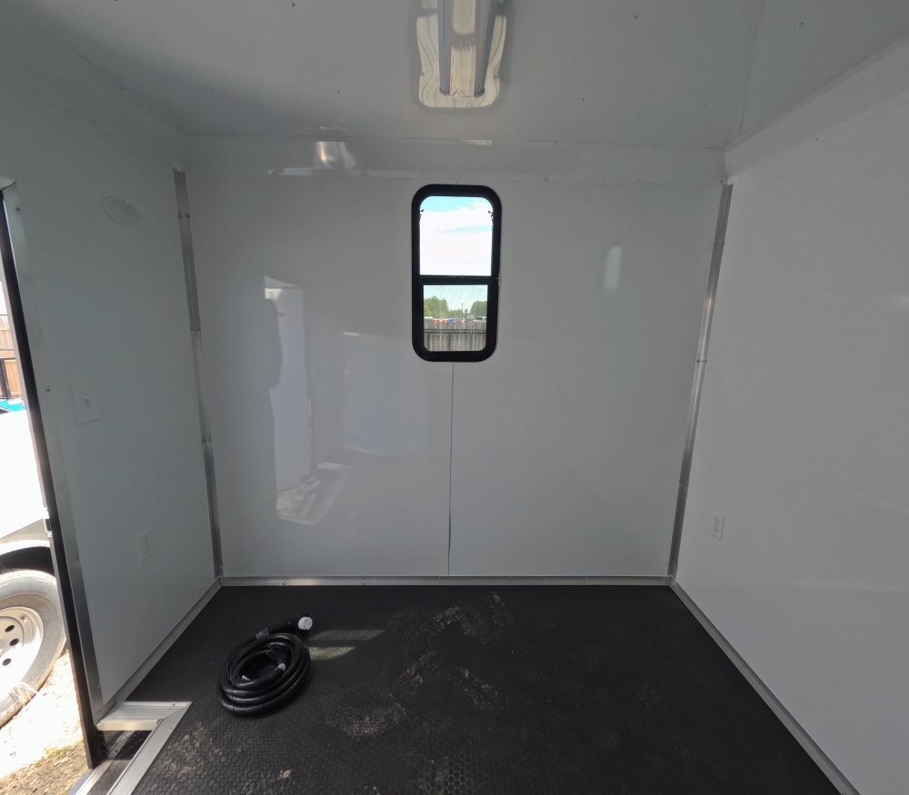 8.5'x34' Quality Cargo Gooseneck